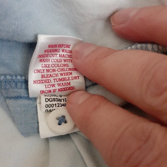 SO Girls Large Chambray Ombre Hooded Shirt - Picture 7 of 9